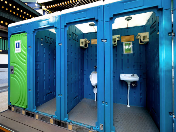 Best Portable bathroom rental  in Lakewood Park, FL