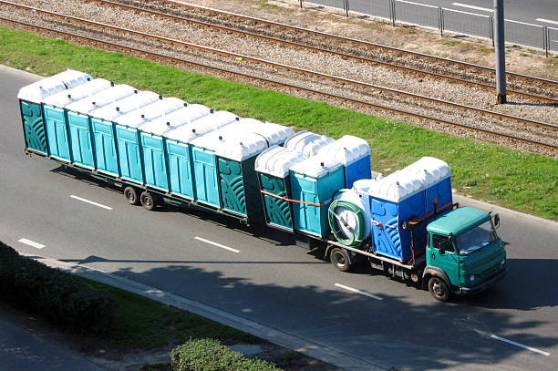 Portable Toilet Options We Offer in Lakewood Park, FL